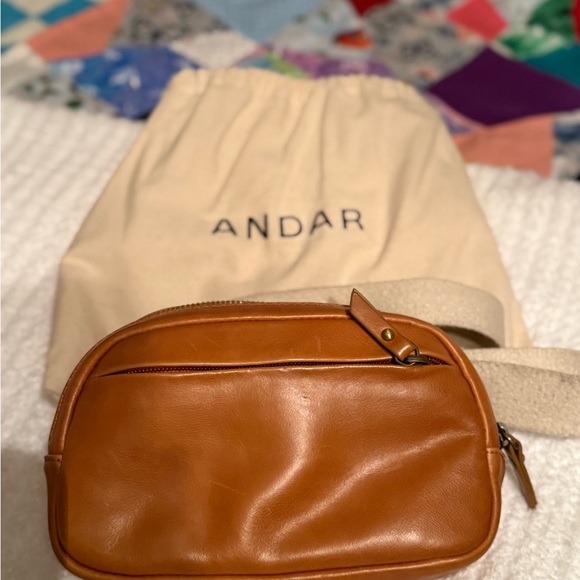 Andar Handbags - Andar Tan Leather Crossbody Bag
